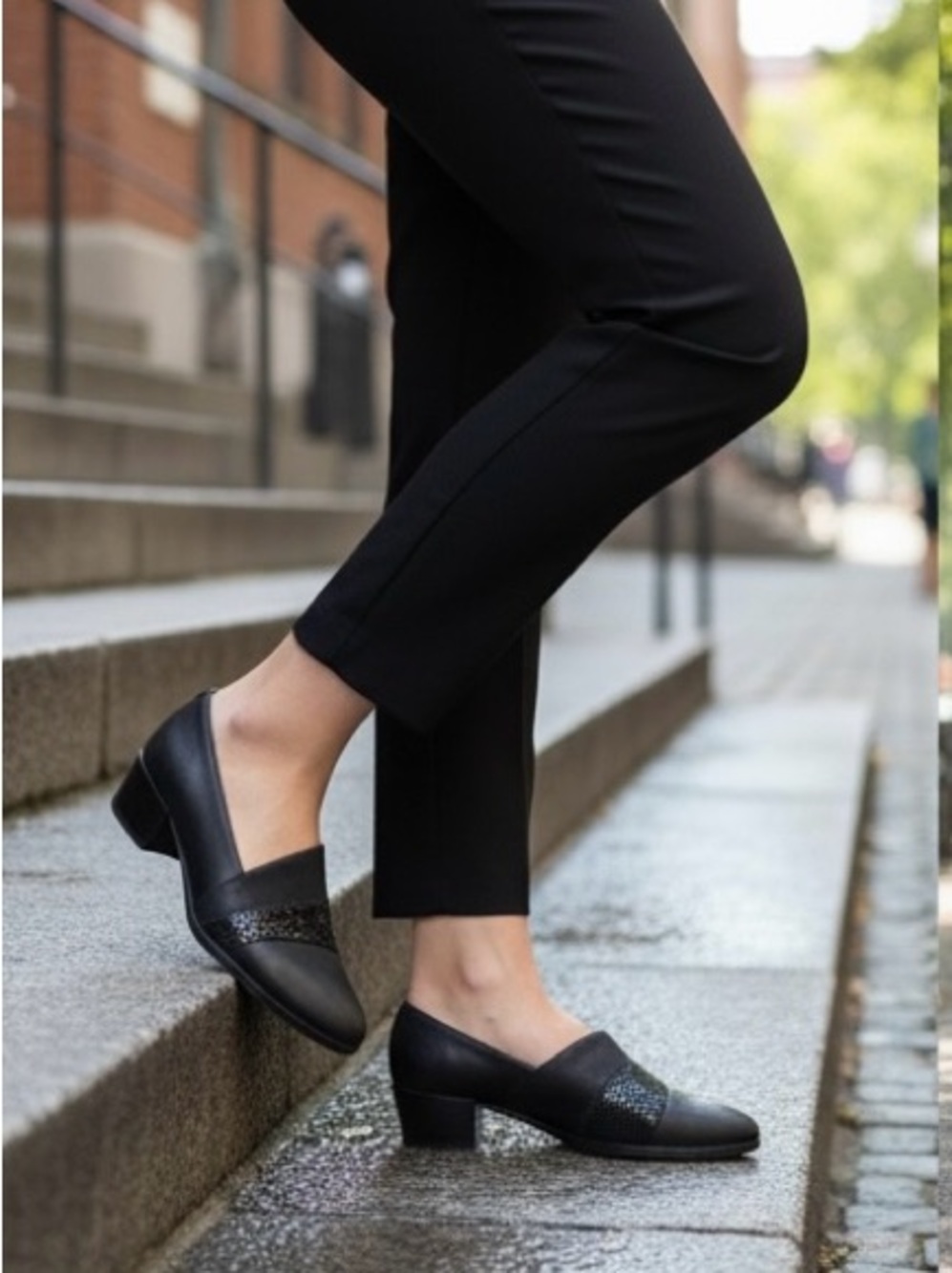 8.5W Gloria Vanderbilt Pippa Black Slip On Block Heel Loafer Memory Foam Womens - Picture 3 of 6